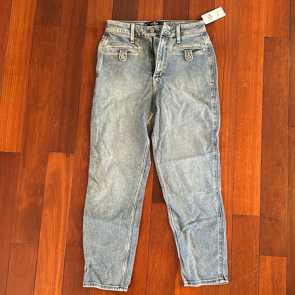 Hollister mom Jean